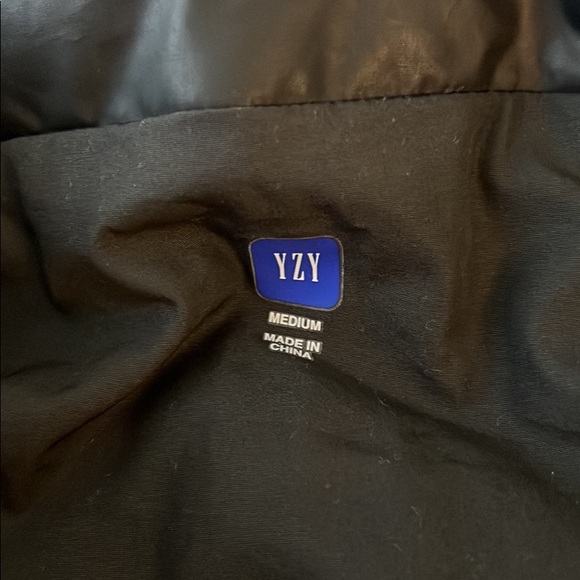 Gap Yzy Puffer Medium Brand New Unworn - Picture 2 of 3